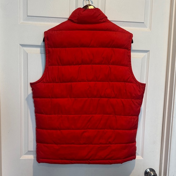 GAP Red Puffer Vest - Picture 2 of 3